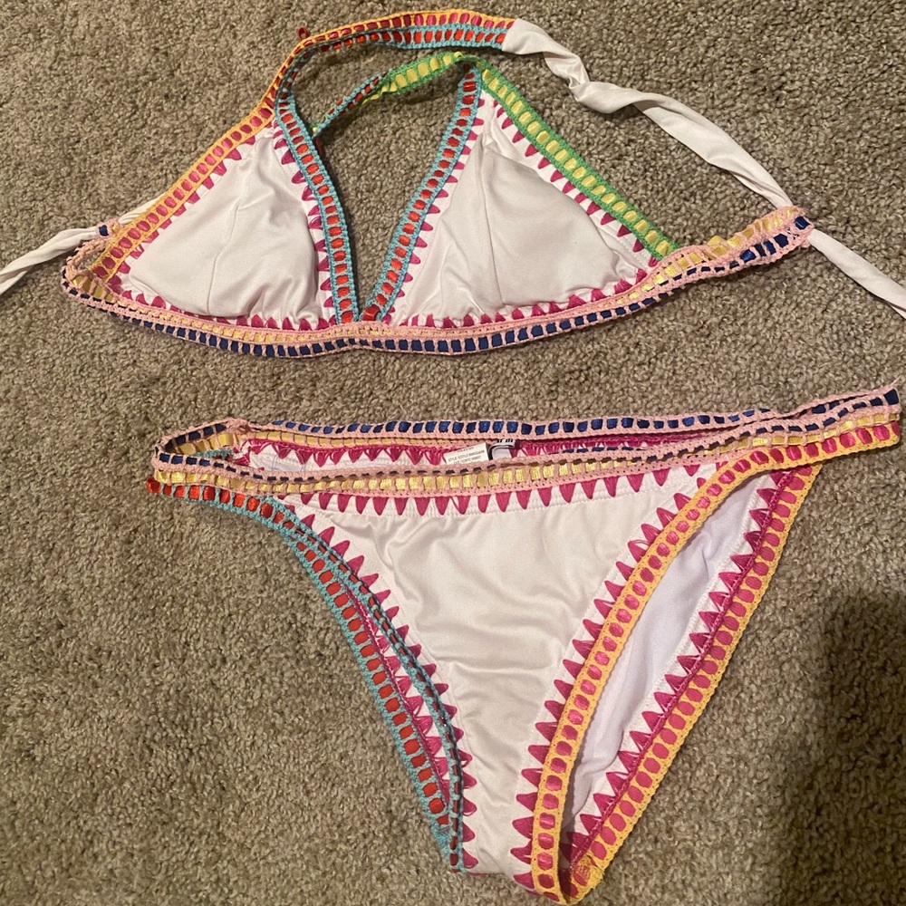 Bar 3 women’s triangle bikini